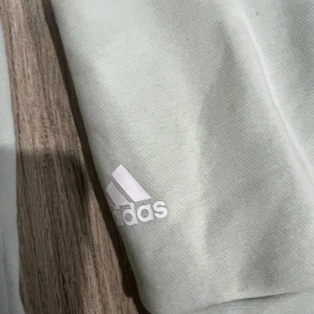 Adidas Light Green with Flower Logo Hoodie Size Small NWOT - Picture 3 of 4